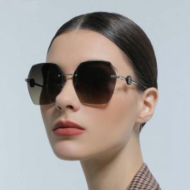 Picture of Burberry Sunglasses _SKUfw49449260fw